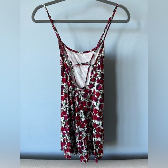 Aritzia | Talula Keiyo cross back dress - Picture 3 of 8